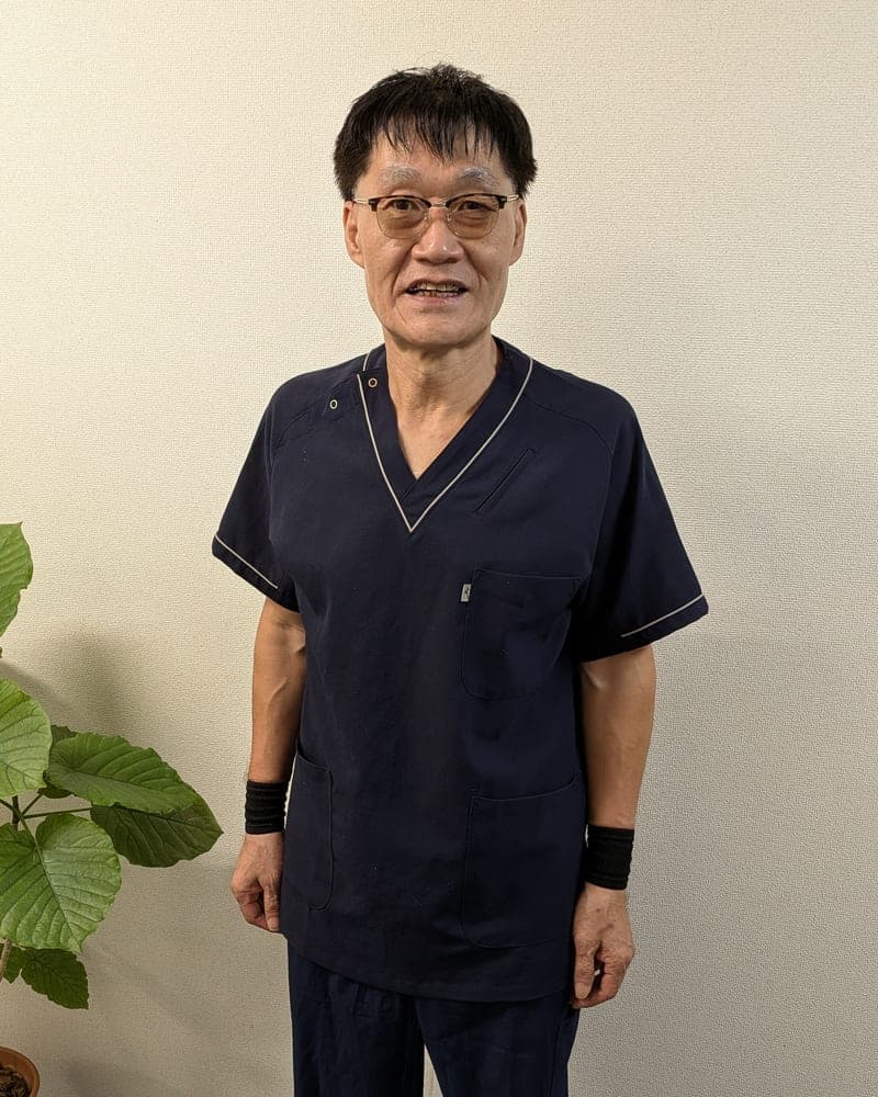 崔
